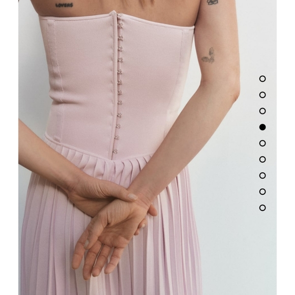 Zara dress Knit Pink Pleated - Picture 4 of 8